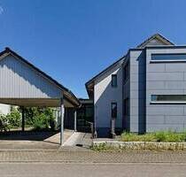 Moderne DHH in Grenzach mit Anbau - Grenzach-Wyhlen