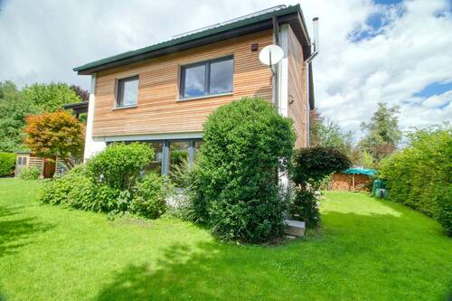 Ansicht von Süden - 6 Zimmer Einfamilienhaus zum Kaufen in Rosenheim