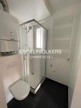 Bad - Gewerbeobjekt (Büro, Produktion, Verkauf) in Hannover zum Kaufen