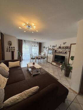 Wohnzimmer - 3 Zimmer Etagenwohnung zum Kaufen in Bad Brückenau