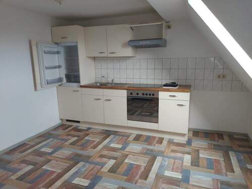 EBK - 2 Zimmer Etagenwohnung in Gera