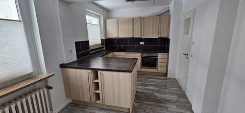 Teilansicht von der Küche - 3 Zimmer Etagenwohnung in Gummersbach