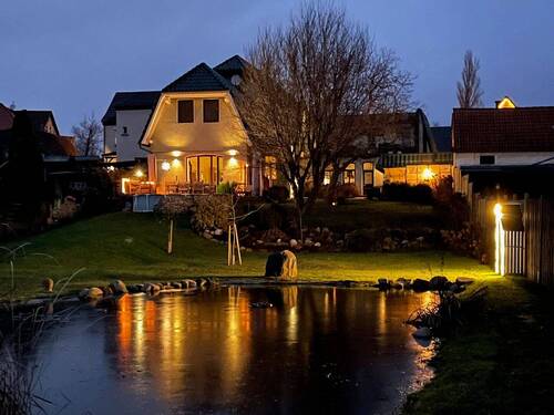 Objektansicht - 8 Zimmer Einfamilienhaus zum Kaufen in Halle (Saale)