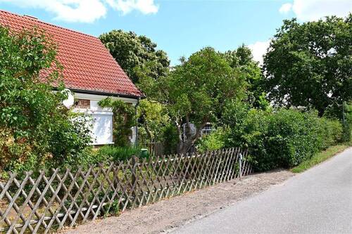Hausansicht - 2 Zimmer Einfamilienhaus zum Kaufen in Zarrendorf