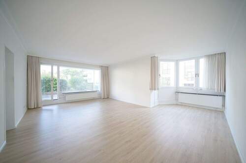 Wohn- und Esszimmer - 