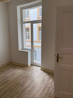 Wohnzimmer - 3 Zimmer Etagenwohnung zur Miete in Kassel