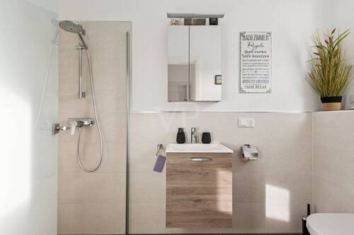 helle Gästedusche - 