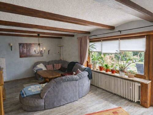 Wohnzimmer - 5 Zimmer Doppelhaushälfte zum Kaufen in Norderstedt