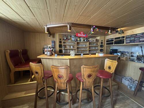 Bar - 