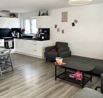 Helle 3-Zimmer-Wohnung mit Terrasse - Marbach am Neckar / Rielingshausen