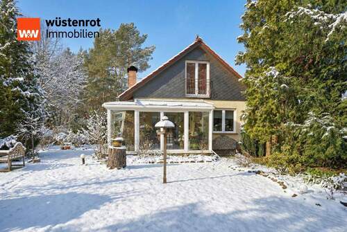 Haushinten - Wohnen am Wasser auf 80 m² : Ihr Ruhepol mit Wintergarten, Waldnähe und privatem Bootsliegeplatz