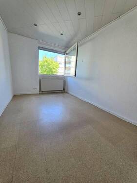 Kinderzimmer/Büro 10 m² - 