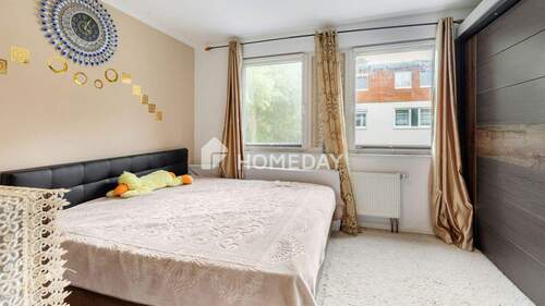 1. OG Elternschlafzimmer 1 - 