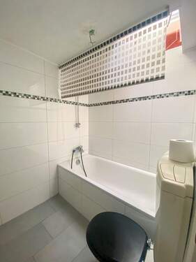 11 Badezimmer EG - 