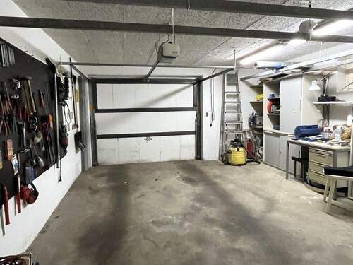 Tiefgaragenstellplatz - 