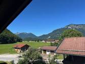 Expose Ausblick Balkon Westseite.jpg - 3 Zimmer Etagenwohnung zum Kaufen in Unterwössen