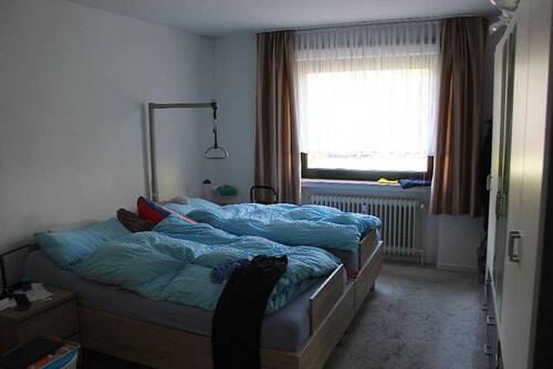Bild 3 - 4 Zimmer Etagenwohnung in Garbsen