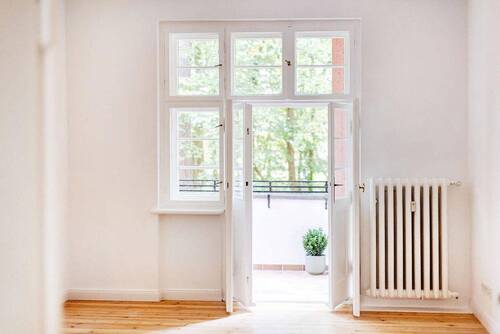 Zimmer 2 - 