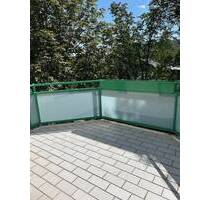 Klein, aber fein! 1-Zi-OG-Whg. mit sonnigem Balkon - Taufkirchen Am Wald