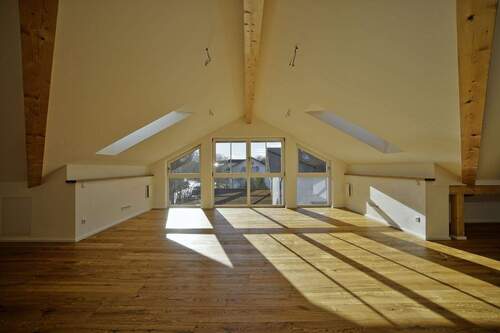 Behaglich - Zwischen Stadtflair und Naturidylle - Stilvolle 3-Zimmer Dachgeschosswohnung