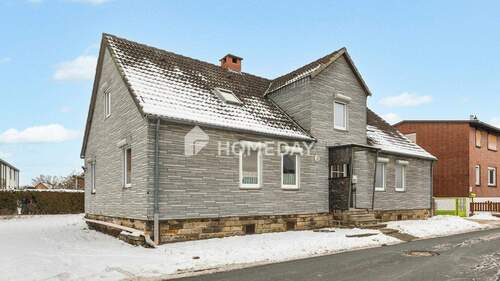 Außenansicht 3 - Viel Raum für Familie und individuelle Wohnideen - Einfamilienhaus mit großem Garten in Velpke