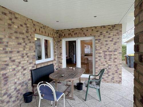 überdachte Terrasse - 