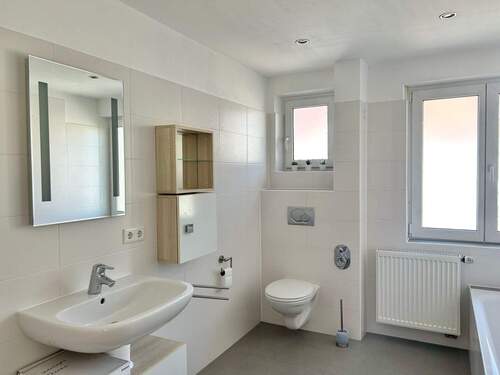 Badezimmer Ansicht 1 - 