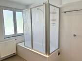 Badezimmer Ansicht 2 - 