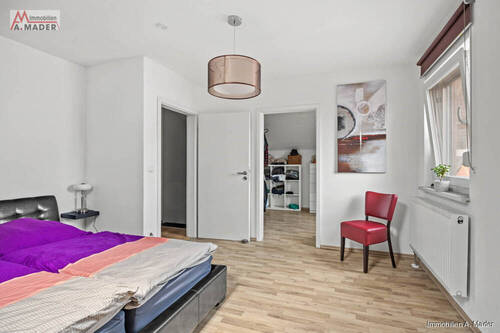 Elternschlafzimmer - Einfamilienhaus mit 146,00 m² in Niederschönenfeld zum Kaufen