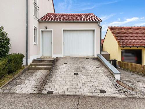 Einzelgarage - 4 Zimmer Doppelhaushälfte in Buxheim