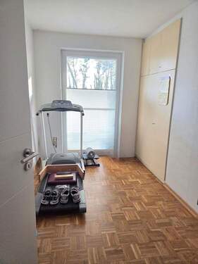 Sport-/Ankleidezimmer - 