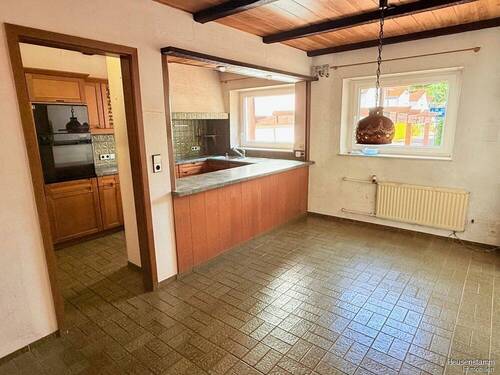 Esszimmer/Küche - 5 Zimmer Reihenmittelhaus in Offenbach am Main