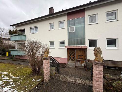 Außenansicht - Helle 2-Zimmer-Wohnung - ruhig wohnen, zentral leben