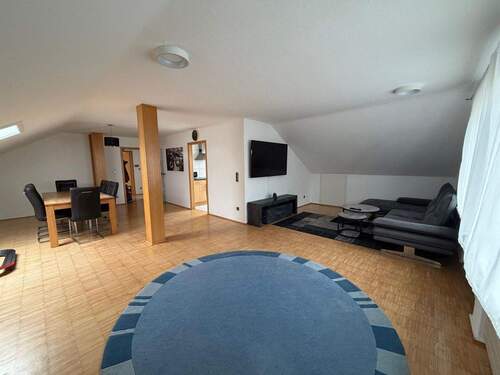 Essbereich/Wohnzimmer - Etagenwohnung mit 70,90 m&sup2; in Villingen-Schwenningen zum Kaufen