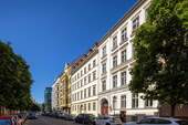 Fassade - INVEST: Charmante 2-Zimmerwohnung im begehrten Scheunenviertel, Berlin-Mitte!- vermietet