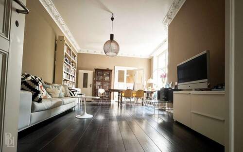 Wohn- und Esszimmer - 4 Zimmer Etagenwohnung zum Kaufen in Berlin