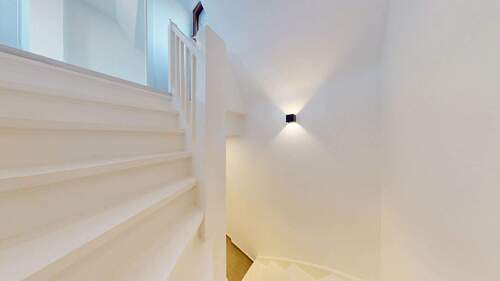 Treppe zum Obergeschoss - 