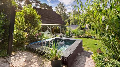 Pool 2 - Elegantes Zuhause mit Gartenparadies - 4 Zimmer, zwei Terrassen, Garten, Kamin, Pool und Carport