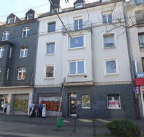 BEZUGSFREI IN 1A-LAGE RATHWESTFALENSTR. 8 RÄUME+2 BÄDER+WC KOMPLETT LAMINAT 3 EINGÄNGE ERDGESCHOSS - Düsseldorf