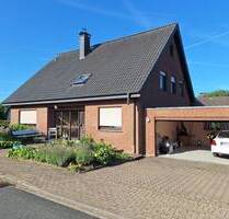 Gepflegtes Zweifamilienhaus in guter Lage von Hagen a.T.W.