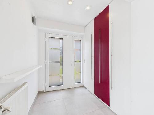 ... einer modernisierten Innengestaltung ... - 4 Zimmer Einfamilienhaus in Hamm