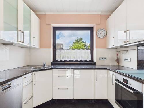 ... einer Küchenzeile (gegen Aufpreis) ... - Einfamilienhaus mit 132,00 m² in Hamm zum Kaufen