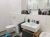 Badezimmer Ansicht 1 - 