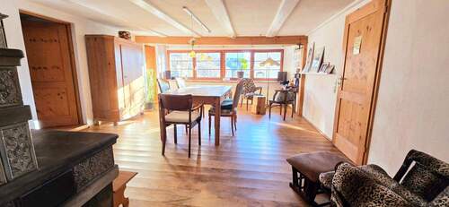 Wohnzimer 2 - Mehrfamilienhaus, Wohnhaus mit 313,00 m&sup2; in Herrischried zum Kaufen