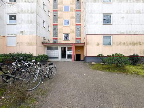 Haupteingang - 2 Zimmer Etagenwohnung in Bremen