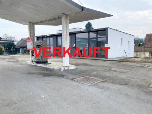 Außenansicht 1 - Werkstatt mit Hebebühne, Büroräumen und Lager an der B 31 in Stockach