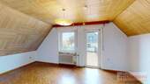 Zimmer mit Balkon DG - 