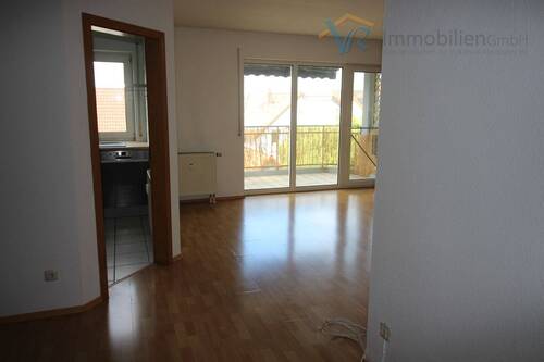 Wohnbereich1 - 3 Zimmer Etagenwohnung zum Kaufen in Rüsselsheim