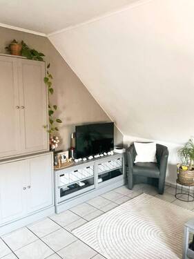 Helle Dachgeschosswohnung - Etagenwohnung mit 78,10 m&sup2; in Bramsche zur Miete