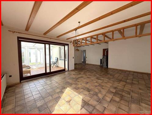 Wohnzimmer mit Wintergarten - 